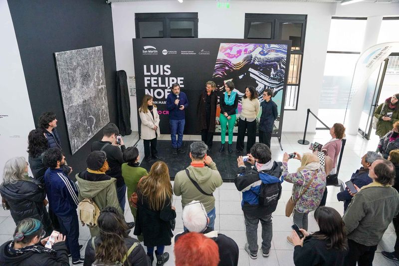 San Martín inauguró una gran muestra de Luis Felipe Noé