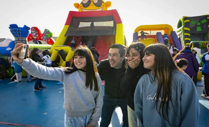 Leo Nardini visitó diferentes propuestas de “Modo Vacaciones en Malvinas”