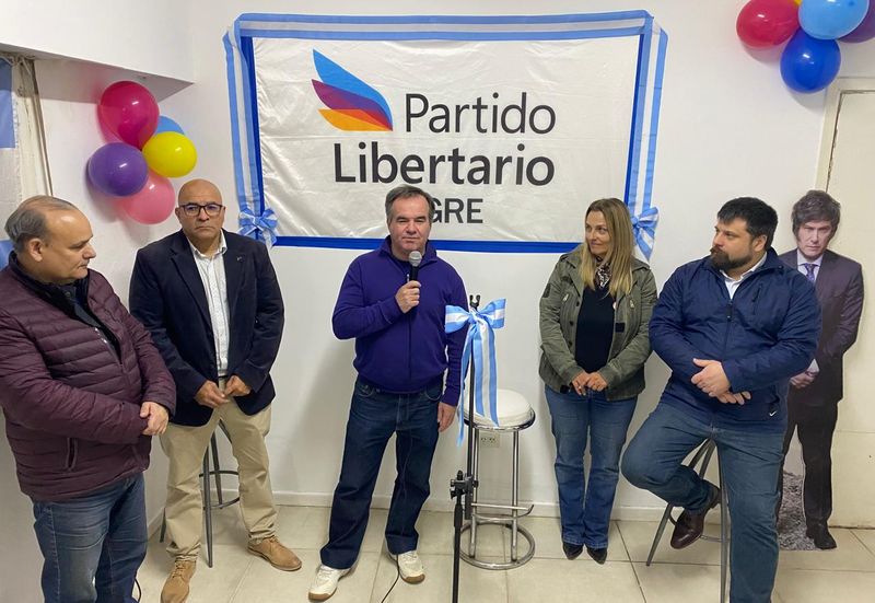 Tigre: el Partido Libertario inauguró su primer local en Troncos del Talar