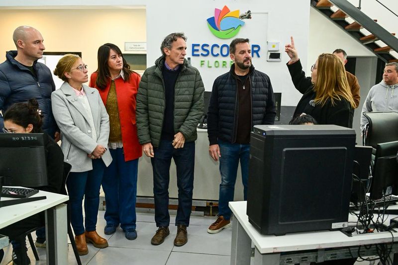 Sujarchuk y Katopodis recorrieron el nuevo Centro de Monitoreo y la remodelación del Polo de Educación Superior