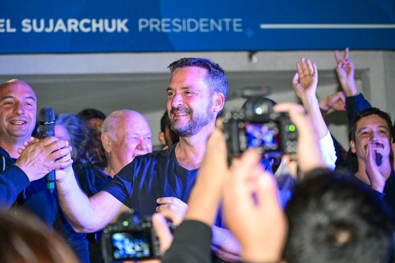 Escobar: Fuerza Patria superó por más de 17 puntos a La Libertad Avanza