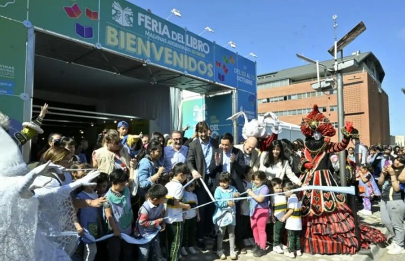 Comenzó la 6ta Feria del Libro en Malvinas Argentinas
