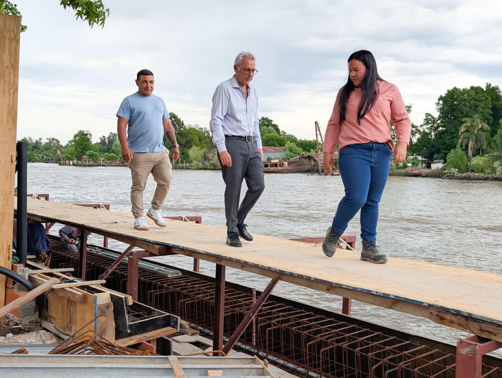 Con la construcción de un nuevo mirador, el Puerto de Frutos se prepara para recibir la temporada de verano