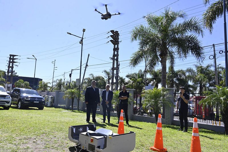 Zamora en el COT: “Aspiramos a seguir invirtiendo en tecnología para consolidar aún más el sistema de Protección Ciudadana de Tigre”