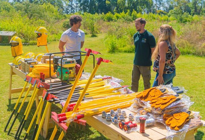 San Fernando envió una donación de equipamiento para los Bomberos de Chubut