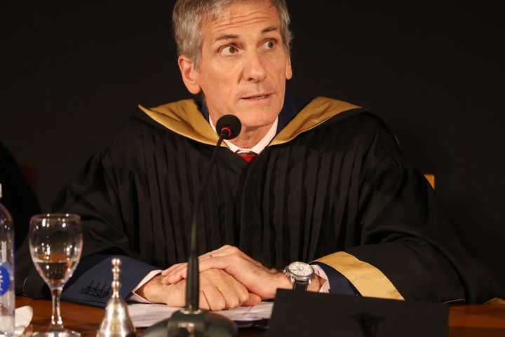 El Rector de la Universidad Austral llamó a humanizar la tecnología: “Ningún algoritmo podrá reemplazar lo humano”