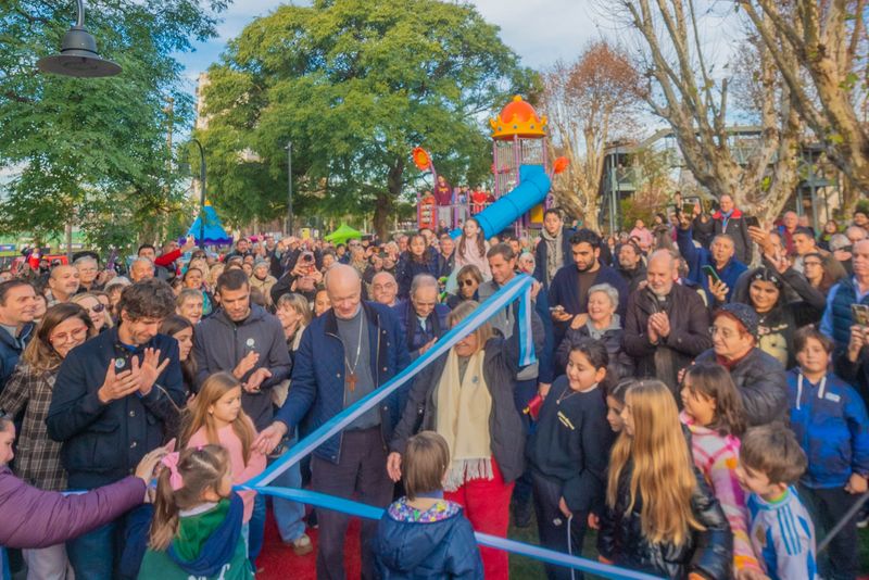Andreotti inauguró la Nueva Plaza Padre Jorge Luis Lagazio