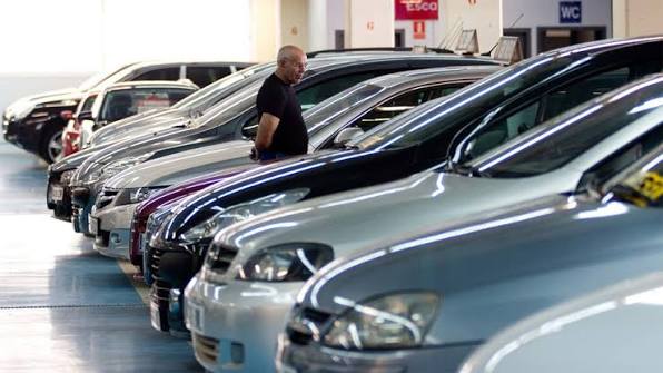 Aumentan los costos para patentar y transferir autos y motos: el Gobierno actualizó la tabla de valuaciones