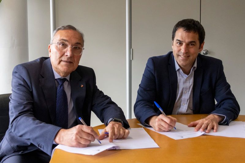 San Isidro y la Fundación Favaloro firmaron un convenio para formar médicos en el sistema de salud municipal